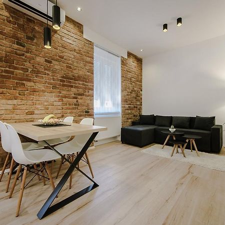 Apartment British Square With Parking Zagreb Zimmer foto