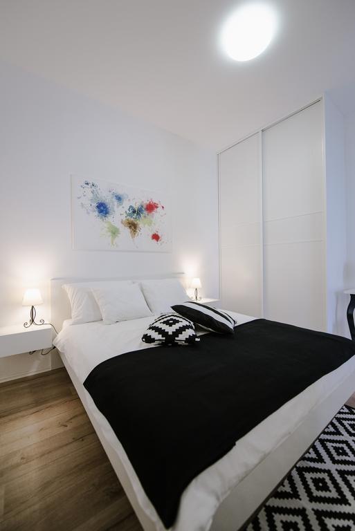 Apartment British Square With Parking Zagreb Zimmer foto